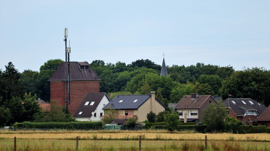 Rickelrather Waldkirche 2